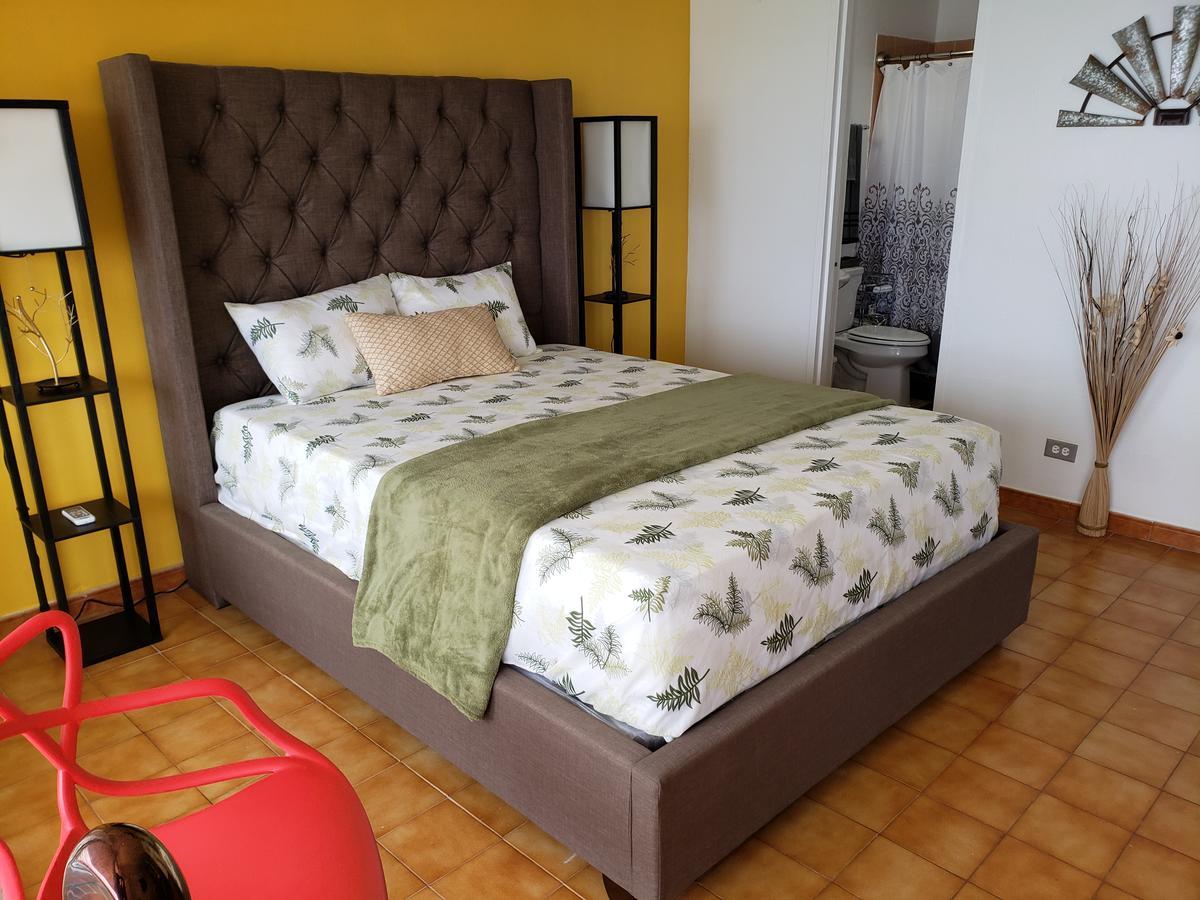 Gorgeous Beach Front Studio With Electricity Water Ac Luquillo Luaran gambar