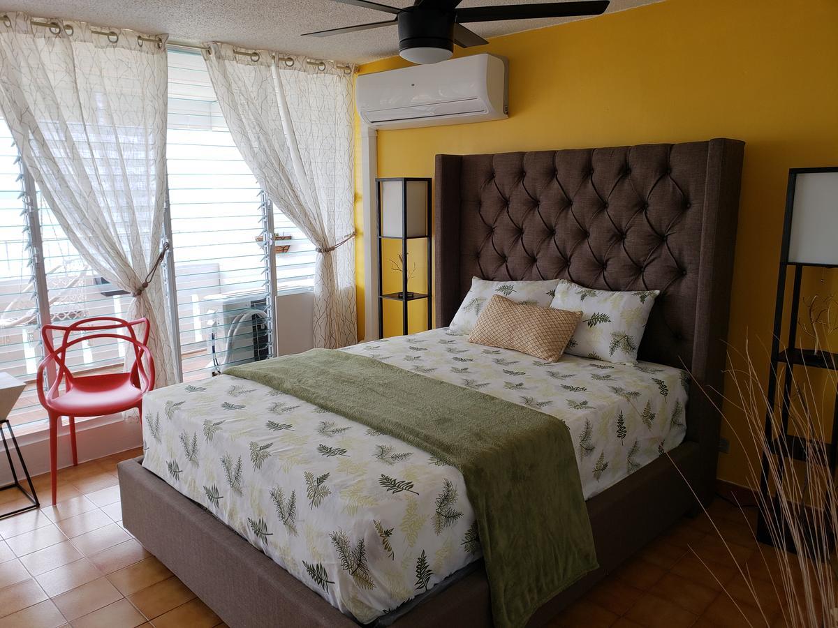 Gorgeous Beach Front Studio With Electricity Water Ac Luquillo Luaran gambar